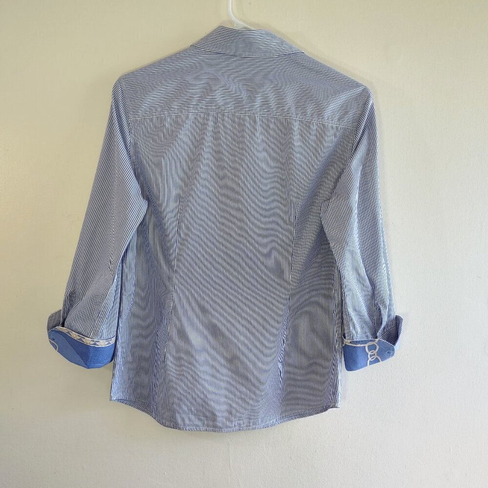 J. McLaughlin Whitney Blouse Blue Stripe 3/4 Sleeve Button Up Classic Size 6 - Picture 3 of 8